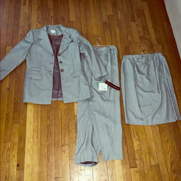 Emily Grey Suit - Picture 1 of 5